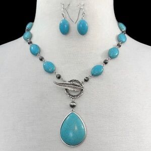 Turquoise Toggle Front Leaf Stone Bead Drop Necklace Earrings Set